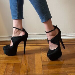 London Trash Candy Black Fur High Heel Platofrms 11us